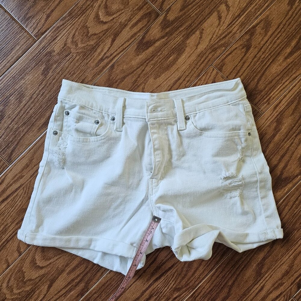 Levi’s White Mid Length Denim Shorts | Size 30 High Rise Cuffed Jean Shorts